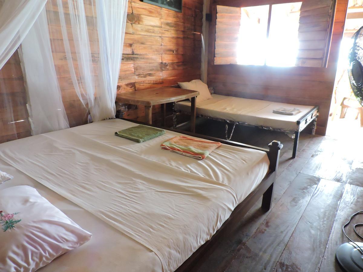 Reggae Zone Beach Resort Tangalle Pokoj fotografie